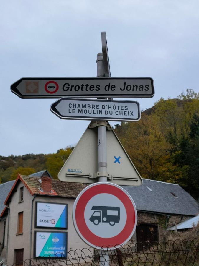 La Bulle Du Cheix Hotel Saint-Diery Buitenkant foto